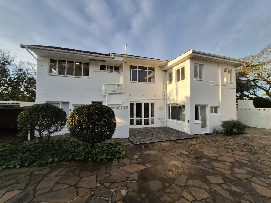 5 Bedroom Property for Sale in Vincent Eastern Cape
